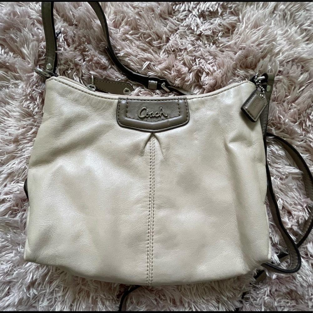 Cute Coach purse